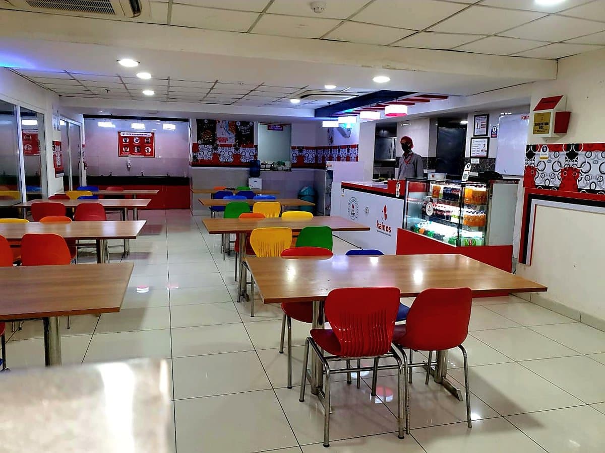 Campus Dining & Hostels