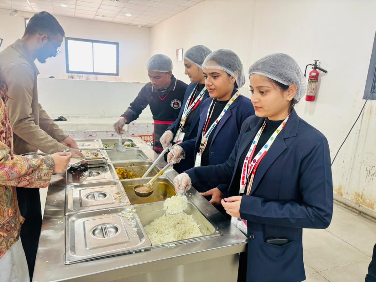 Corporate Cafeteria Management